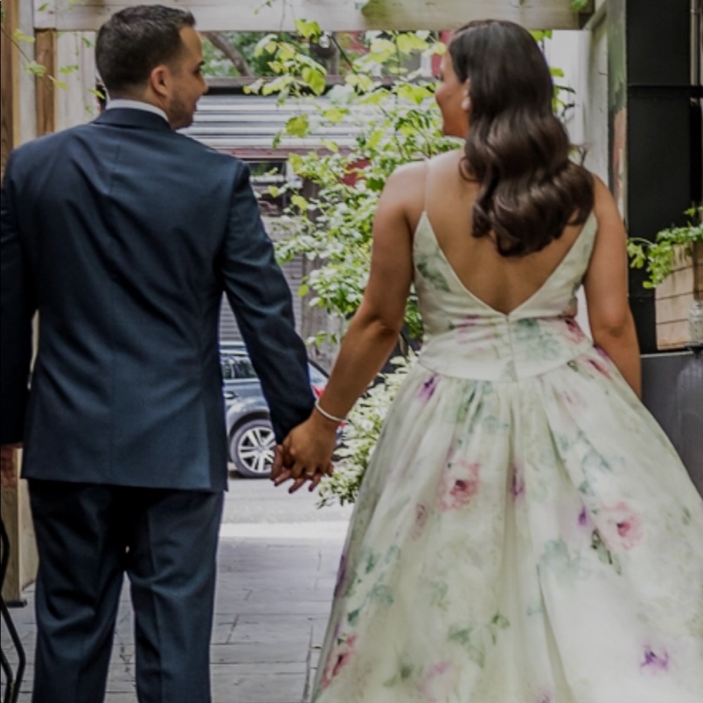 Meet your Posher, Carly